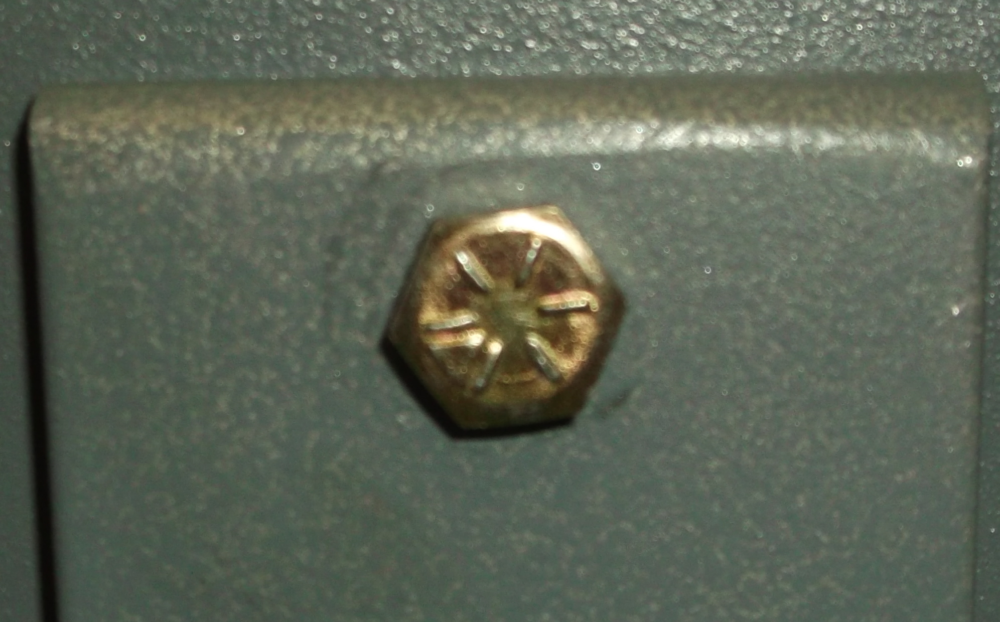 Vertical Support Screw